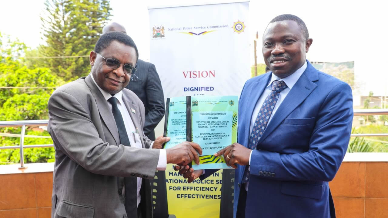 The Secretariat represented by the CEO, signed a performance contract. DCEO with Director ICT